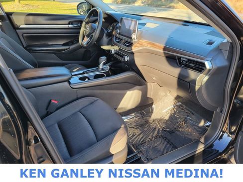 Used 2023 Nissan Altima 2.5 SV image 52