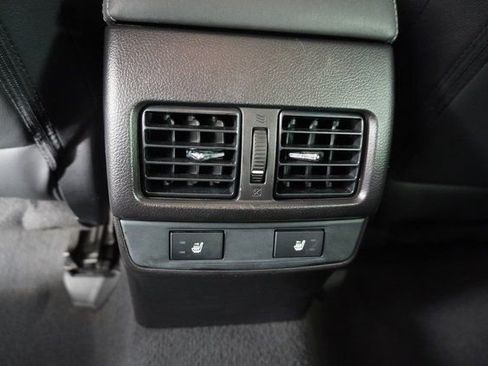 Used 2016 Subaru Outback 2.5i Limited image 32