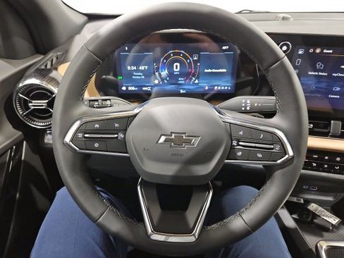 New 2026 Chevrolet Equinox ACTIV w/ Convenience Package III image 22