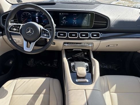 Used 2020 Mercedes-Benz GLS 450 4MATIC image 31