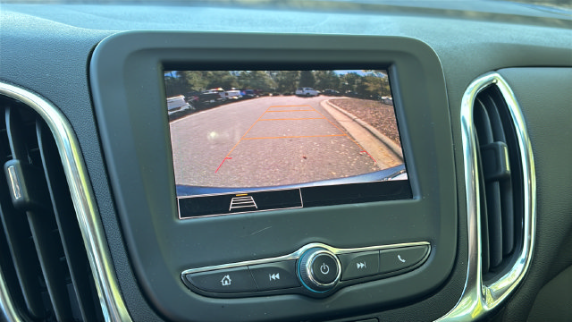 Used 2024 Chevrolet Equinox LT FWD image 25