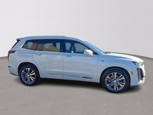 Certified 2024 Cadillac XT6 Premium Luxury image 7
