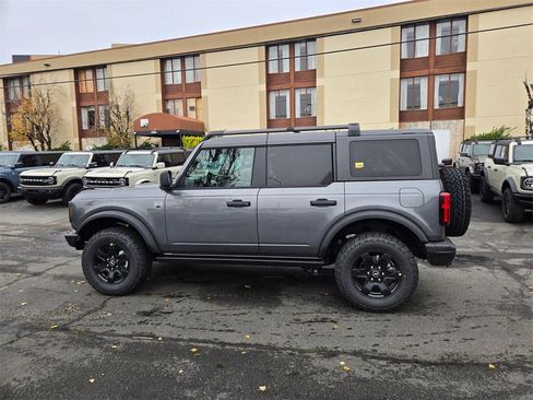 New 2025 Ford Bronco Big Bend w/ Black Diamond Package image 8
