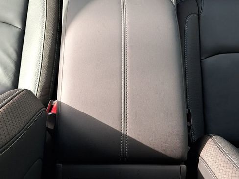 New 2025 Nissan Pathfinder SL w/ SL Premium Package image 27