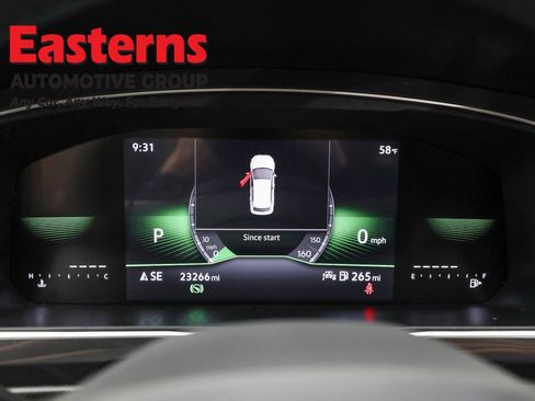 Used 2024 Volkswagen Tiguan Wolfsburg Edition image 18