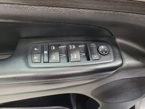 Used 2016 Jeep Grand Cherokee Laredo w/ Quick Order Package 23E image 34