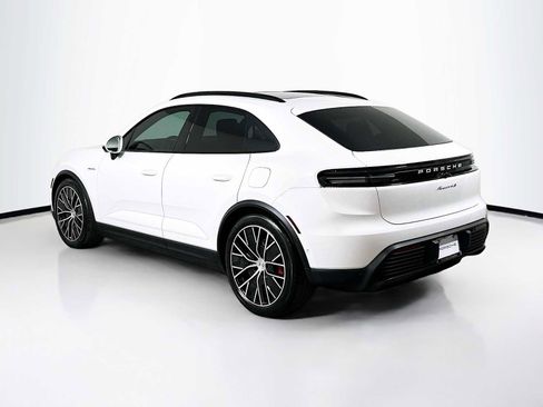 Certified 2025 Porsche Macan 4S Electric image 3