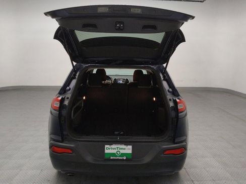Used 2014 Jeep Cherokee Latitude AWD/4WD image 29