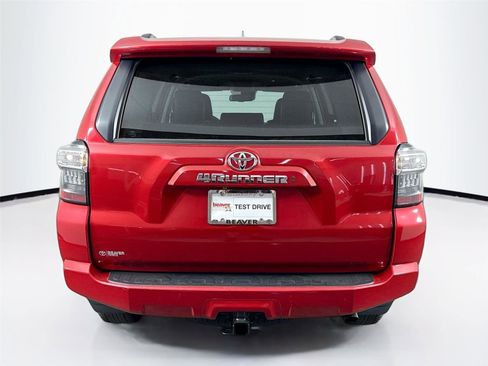 Certified 2024 Toyota 4Runner SR5 Premium AWD/4WD image 12