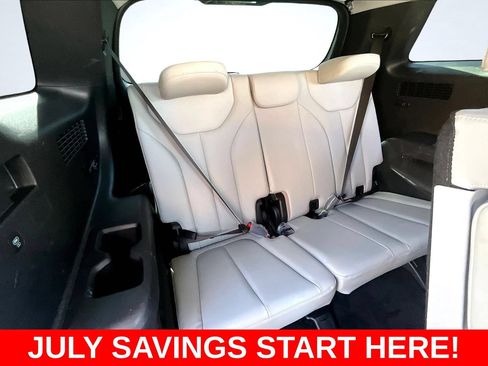 Used 2024 Hyundai Palisade SEL FWD image 33