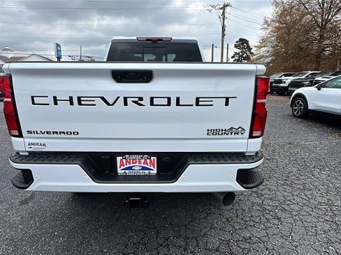 New 2025 Chevrolet Silverado 2500 High Country w/ High Country Premium Package image 6