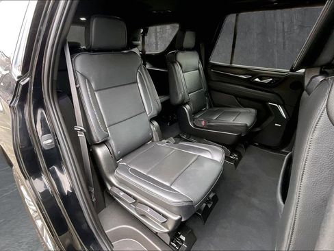 Used 2021 GMC Yukon Denali w/ Denali Ultimate Package image 25