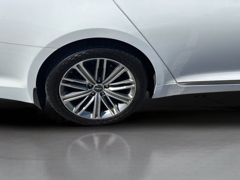 Used 2020 Genesis G80 3.8 RWD image 35