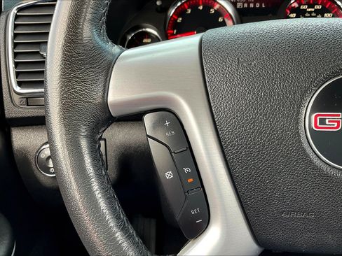 Used 2012 GMC Acadia SL w/ Preferred Package FWD image 22