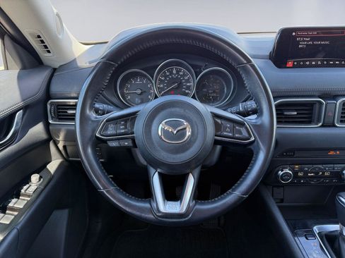 Used 2017 MAZDA CX-5 Touring image 16
