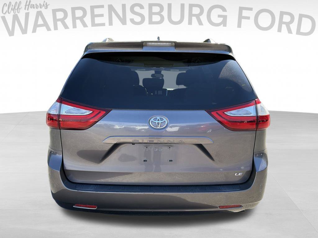 Used 2019 Toyota Sienna LE FWD image 6