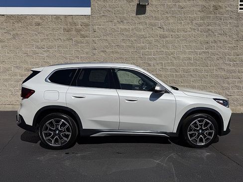 Used 2024 BMW X1 xDrive28i w/ Premium Package AWD/4WD image 2