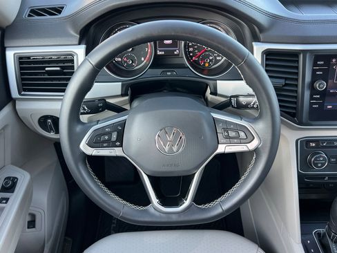Used 2021 Volkswagen Atlas SE image 14