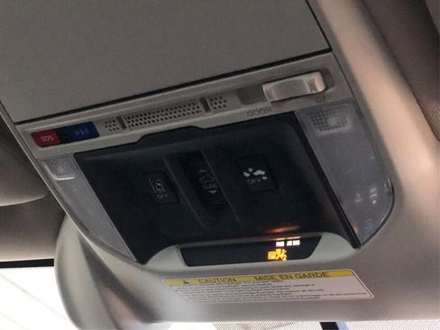 Used 2019 Subaru Forester Limited w/ Popular Package #3 image 23