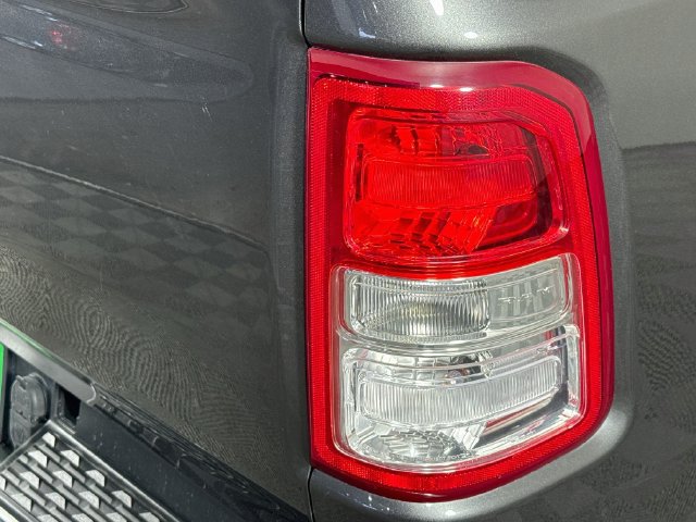Used 2019 RAM 1500 Big Horn RWD image 31