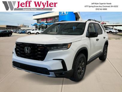 New 2025 Honda Pilot TrailSport
