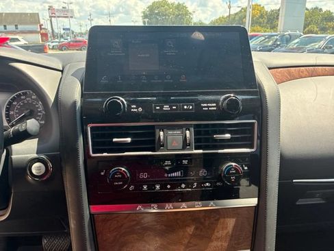 Used 2021 Nissan Armada SL w/ Captain's Chairs Package RWD image 26