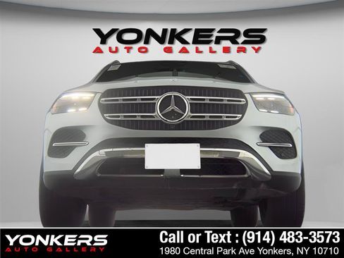 Used 2024 Mercedes-Benz GLE 350 4MATIC w/ 3rd Row Seat Package image 3