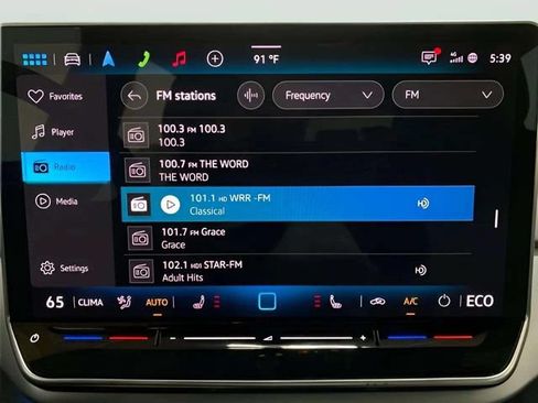 Used 2025 Volkswagen ID.4 Pro RWD image 42