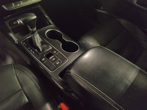 Used 2019 Kia Sorento EX FWD image 26