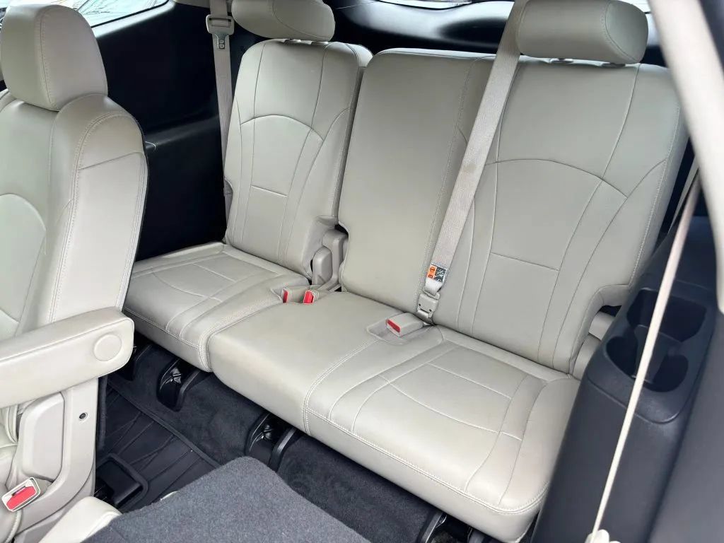 Used 2019 Buick Enclave Premium AWD/4WD image 13