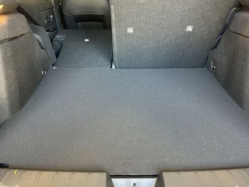 New 2026 Nissan Kicks SR w/ Cold Weather Package AWD/4WD image 15
