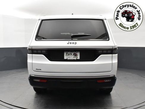 New 2026 Jeep Grand Wagoneer 4WD w/ 8-Passenger Seating Package image 5