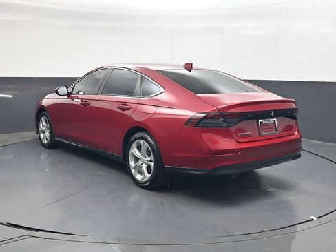 Used 2023 Honda Accord LX image 7