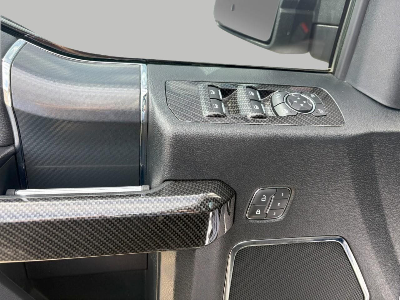 Used 2019 Ford F150 Lariat w/ Equipment Group 502A Luxury AWD/4WD image 36