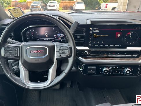 Used 2024 GMC Sierra 1500 Elevation AWD/4WD image 15