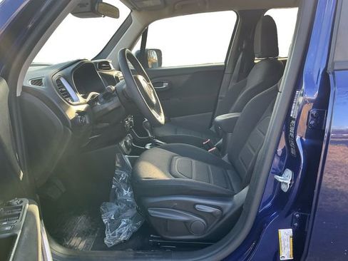 Used 2020 Jeep Renegade Latitude image 10