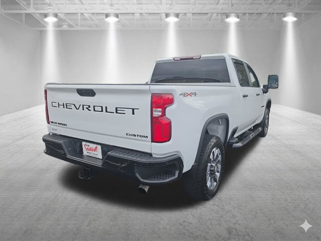 Certified 2021 Chevrolet Silverado 2500 Custom w/ Custom Value Package AWD/4WD image 4