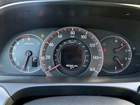 Used 2016 Honda Accord Touring image 12