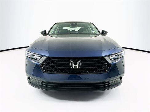 New 2025 Honda Accord SE image 2