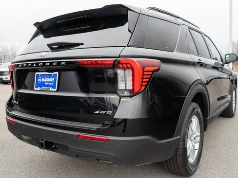 New 2026 Ford Explorer Active AWD/4WD image 5