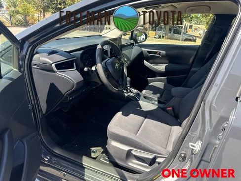 Used 2024 Toyota Corolla LE w/ LE Convenience Package FWD image 7