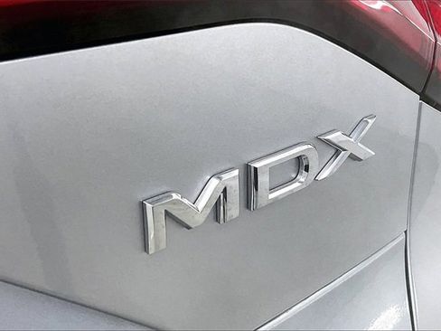 Used 2025 Acura MDX w/ Advance Package image 9
