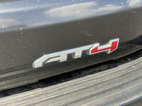 Used 2023 GMC Yukon XL AT4 w/ AT4 Premium Plus Package AWD/4WD image 12