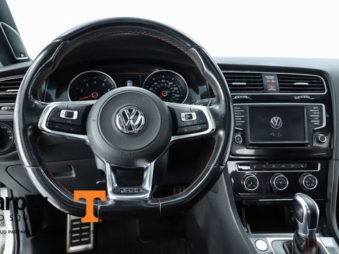 Used 2017 Volkswagen GTI SE FWD image 58