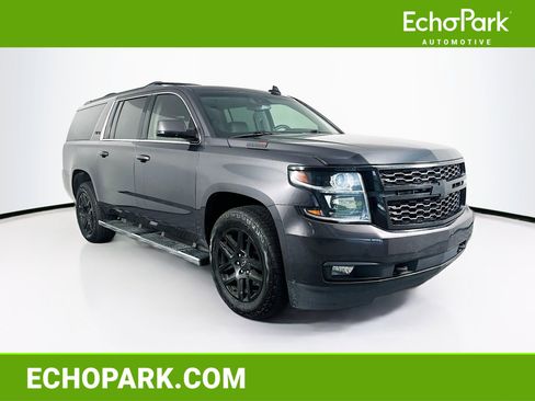 Used 2018 Chevrolet Suburban LT w/ LT Signature Package AWD/4WD image 1