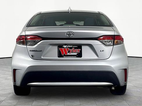 Used 2021 Toyota Corolla LE FWD image 5