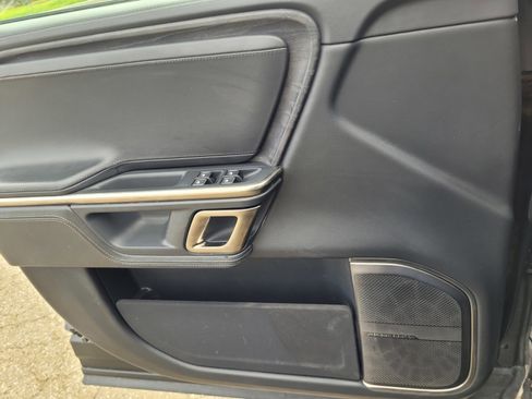 Used 2022 Rivian R1T Adventure image 23