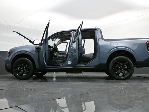 New 2025 Ford Maverick XLT w/ XLT Luxury Package image 39