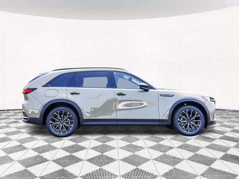 Used 2025 MAZDA CX-70 Plug-In Hybrid w/ Premium Plus AWD/4WD image 10