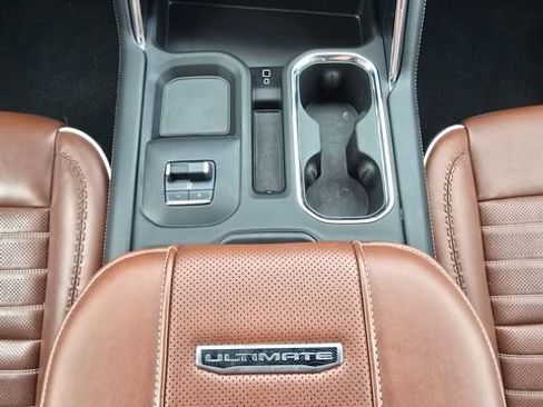 Used 2025 GMC Sierra 2500 Denali Ultimate AWD/4WD image 43